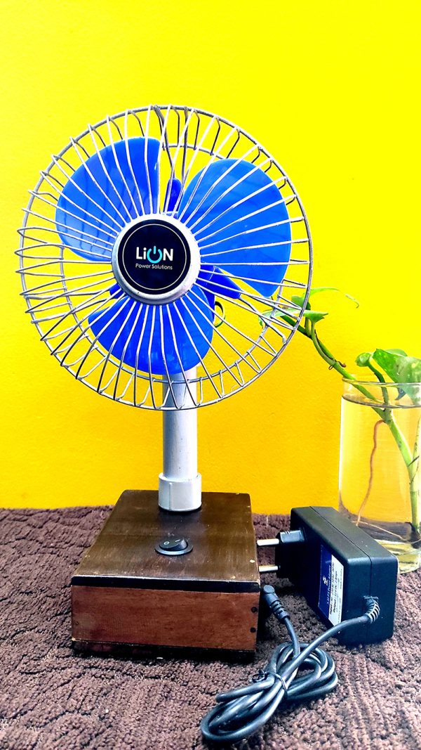Rechargeable fan